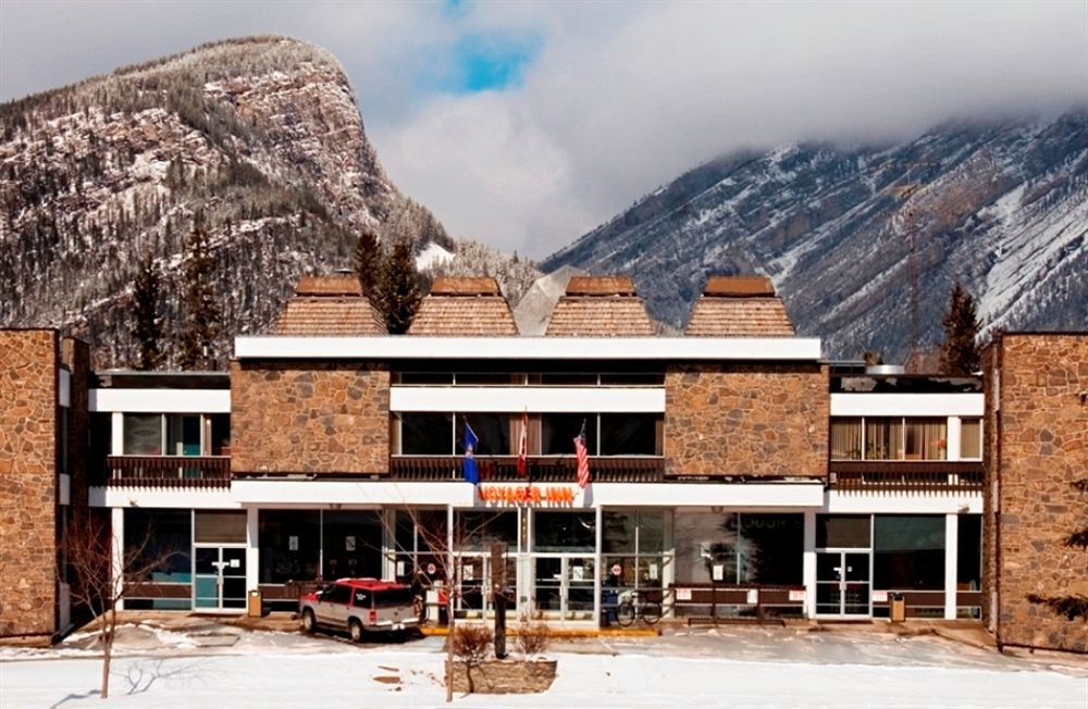 Banff Voyager Inn Zewnętrze zdjęcie