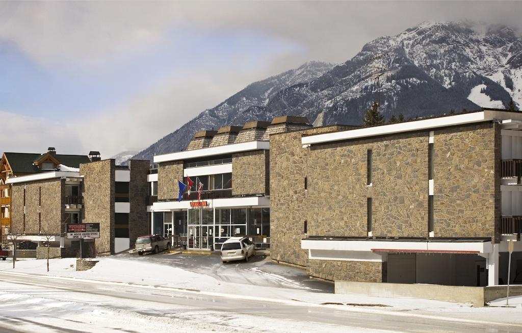 Banff Voyager Inn Zewnętrze zdjęcie