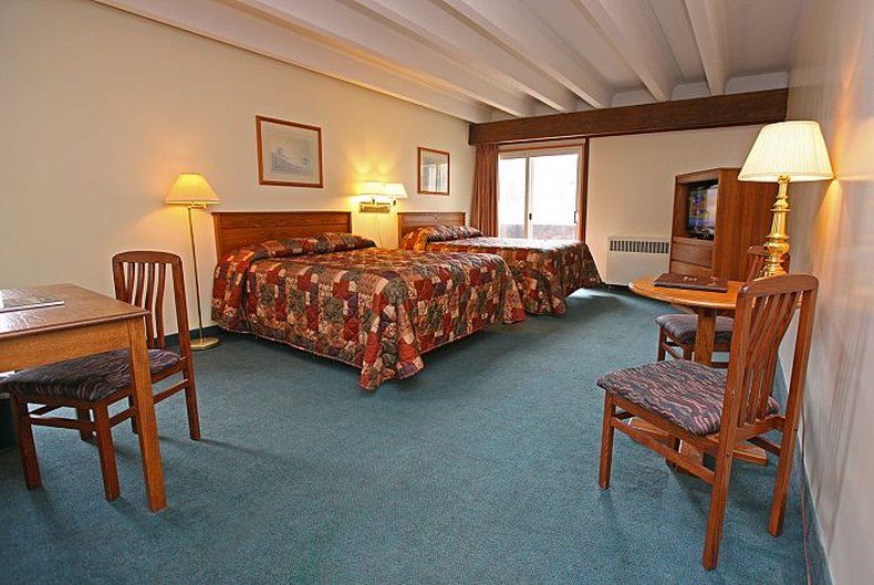 Banff Voyager Inn Zewnętrze zdjęcie